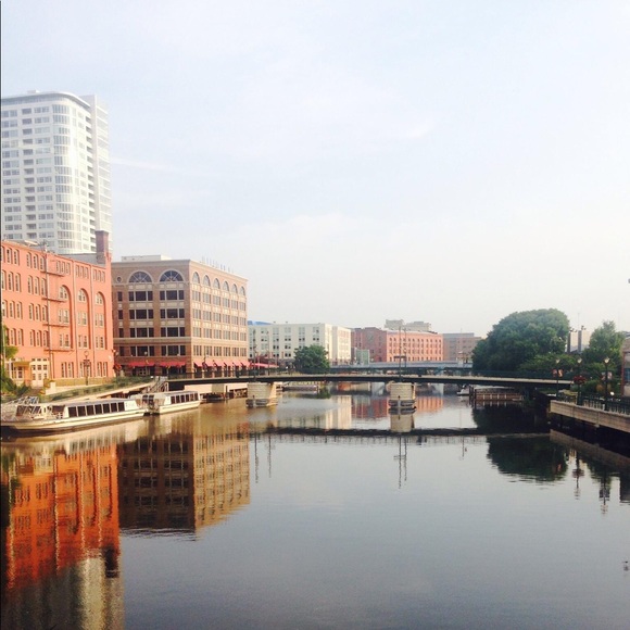 Meet The Posher, Seven - Picture 4 of 5